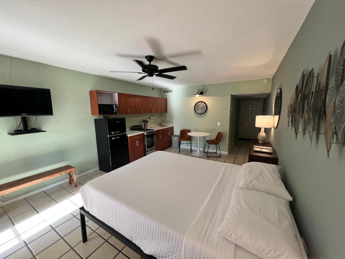 Breezy Palms Resort 아일라모라다 외부 사진